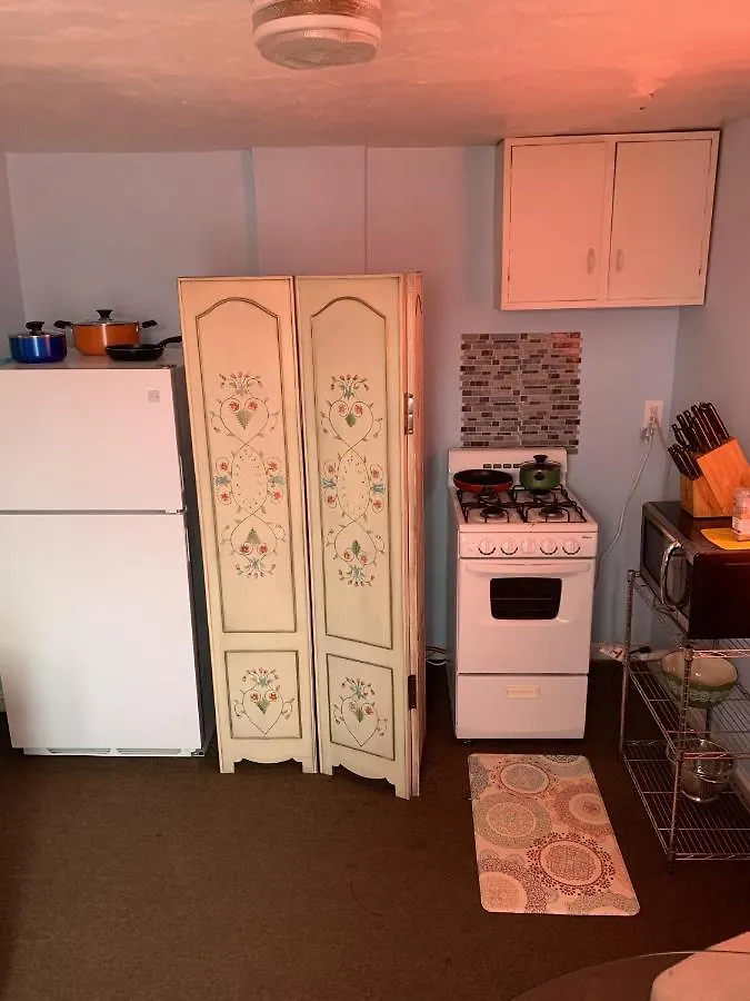 Apartment Break Side Studio #5 Apts North Camellia Acres