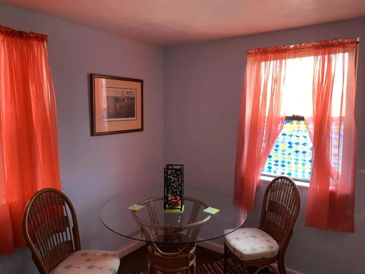 Apartment Break Side Studio #5 Apts North Camellia Acres United States